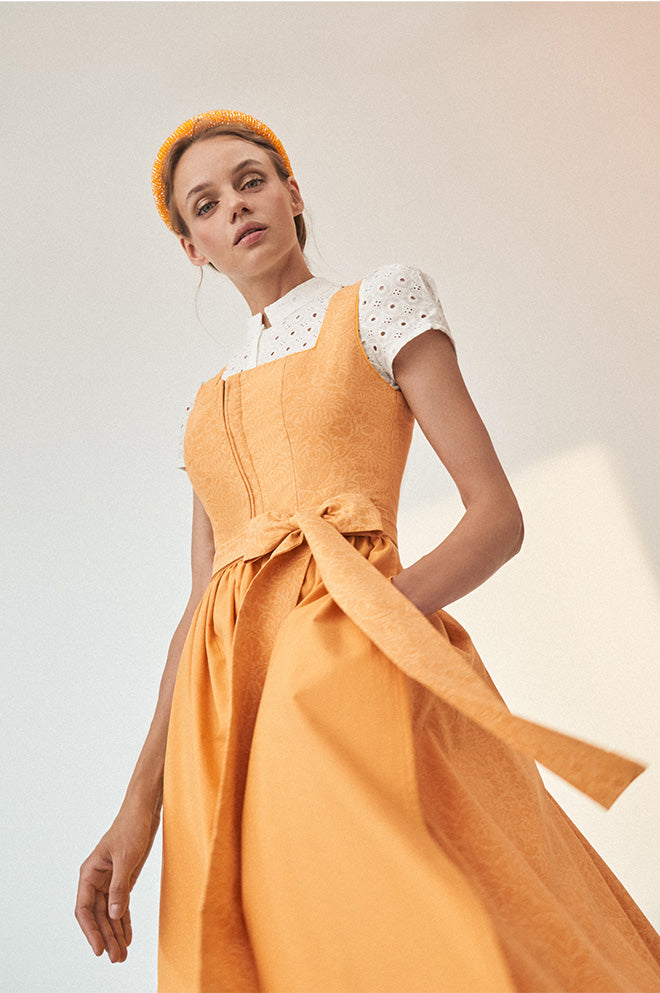 Kinga Mathe - Ally Dirndl
