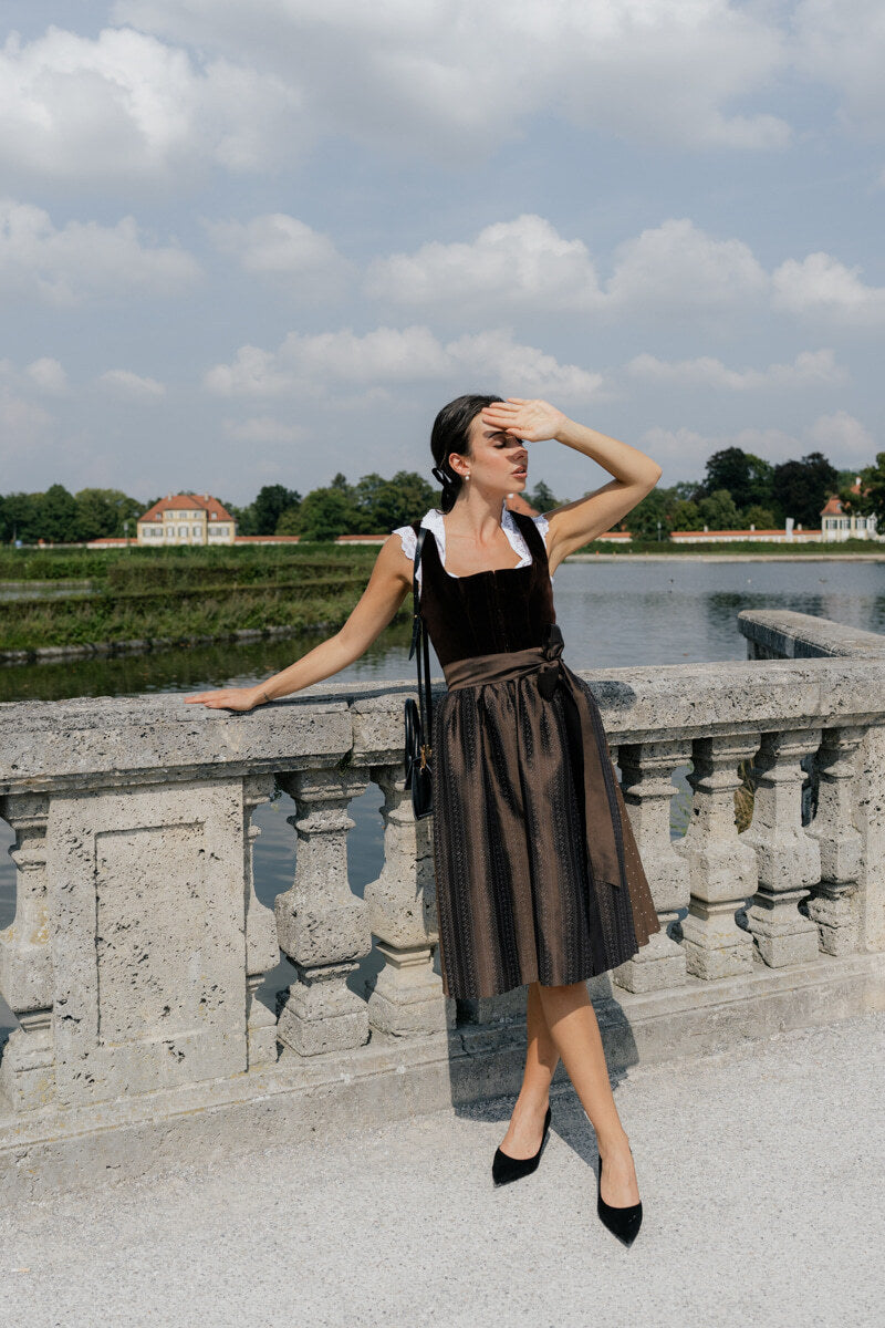 Rent lodenfrey dirndl from Wearr