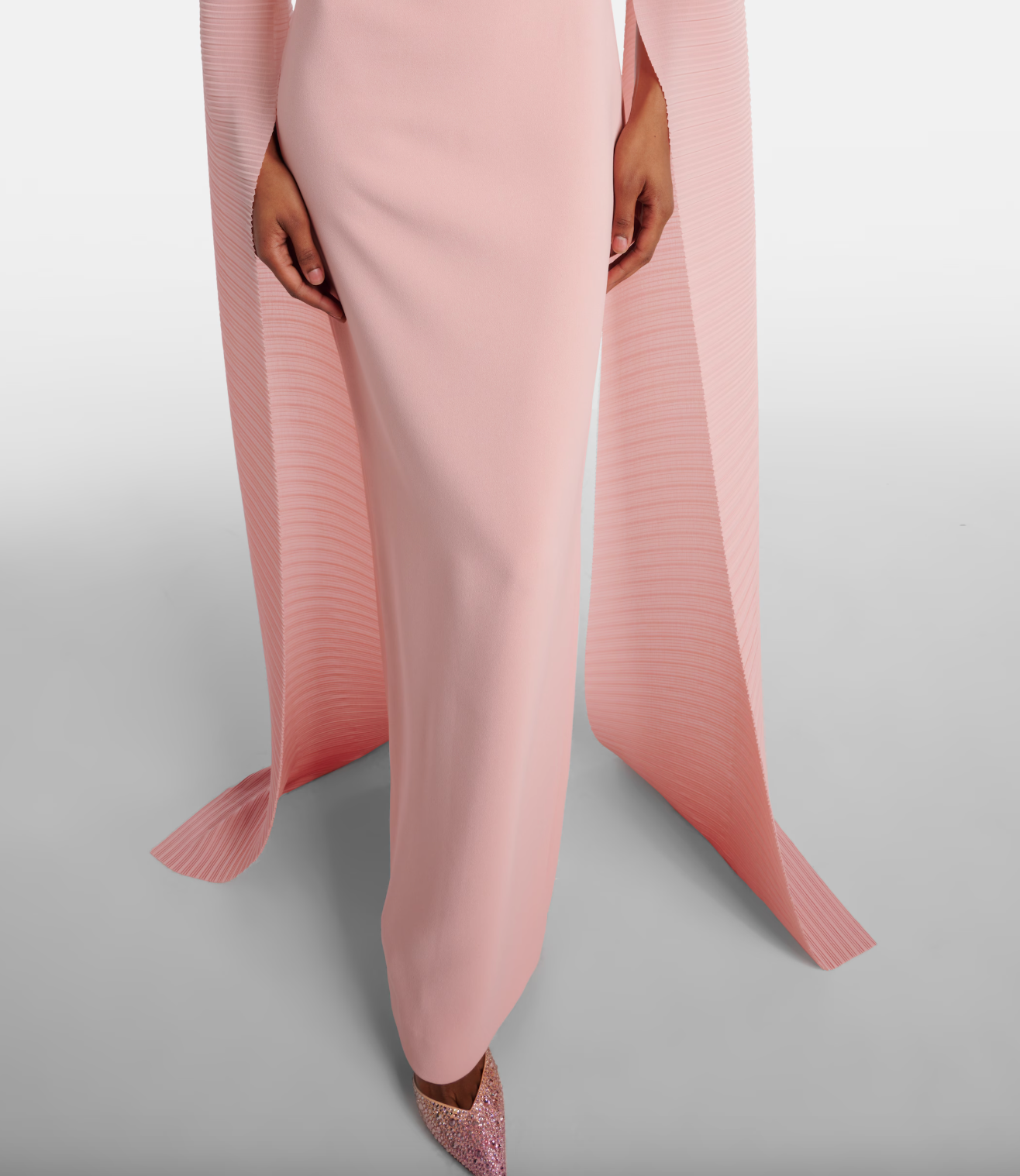 SOLACE LONDON ワンピース パーティー Naomi crepe gown1039236 Rent Solace London - Naomi Gown – Wearr | Your Wardrobe On