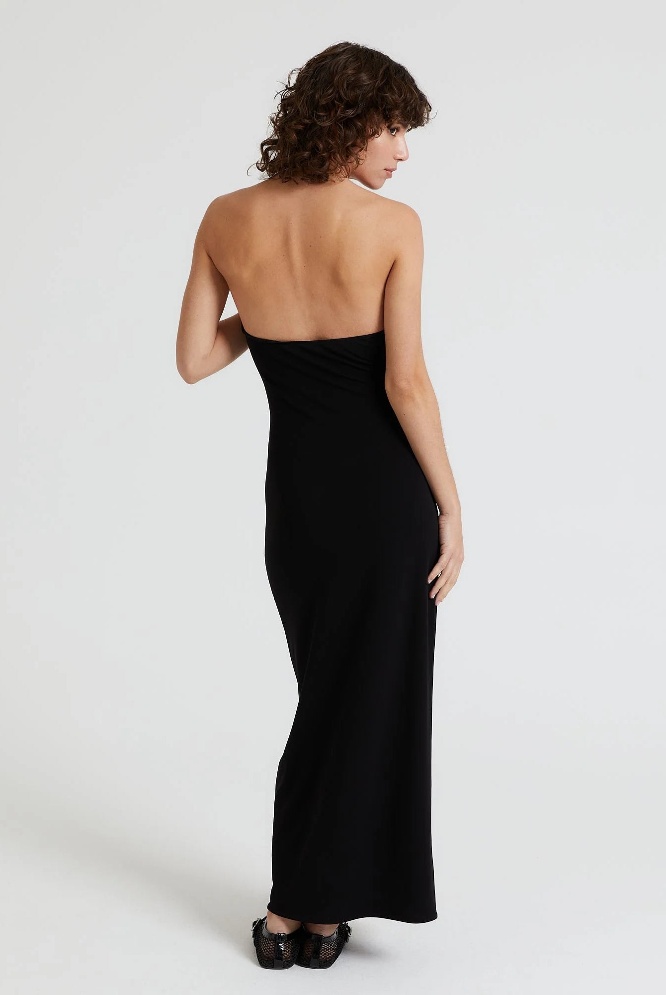 Black Tie Dress Rental | Wearr Wearr Black Tie Dress Rental | Wearr Wearr